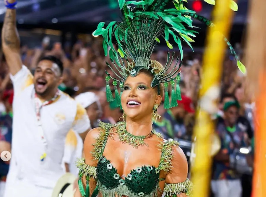 Bilionária? Empresária e influenciadora, Virgínia Fonseca, revela quanto faturou em 2025 6 Virgínia Fonseca, a nova rainha de bateria da Grande Rio, dançando e curtindo o carnaval.