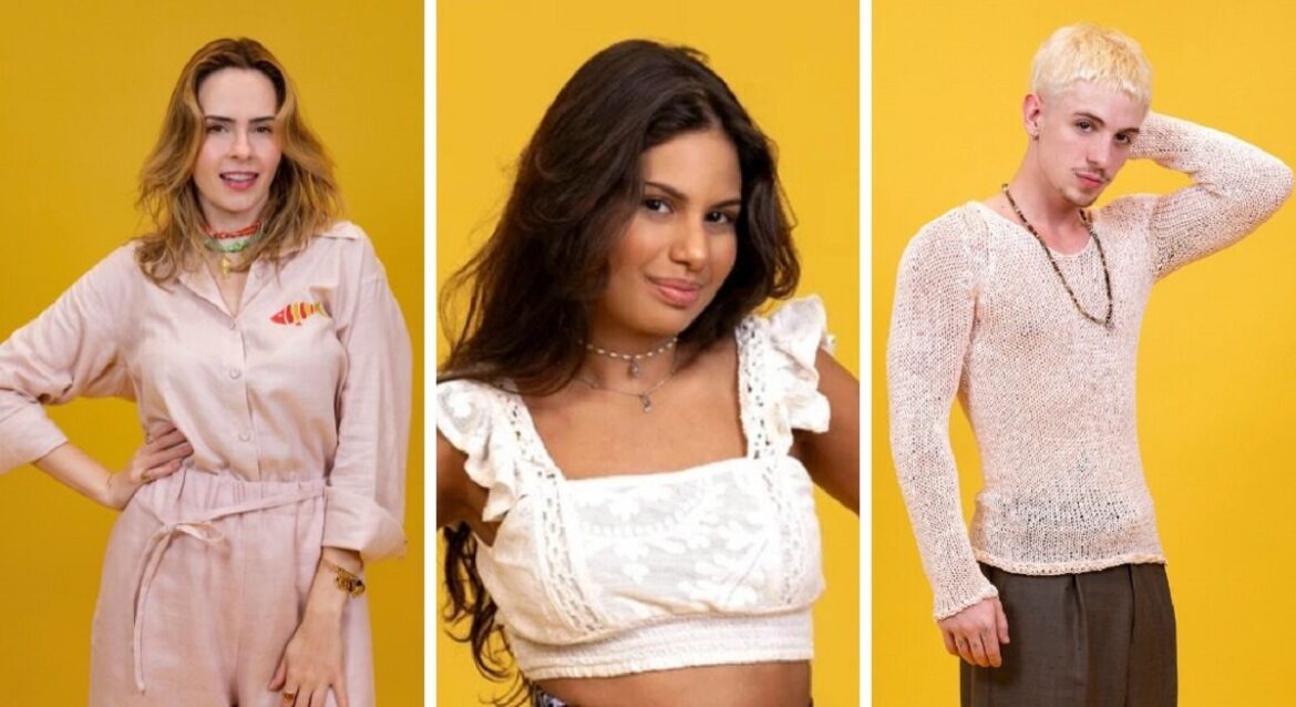 Três participantes do BBB 26 em ensaio fotográfico oficial com fundo amarelo, vestindo roupas casuais