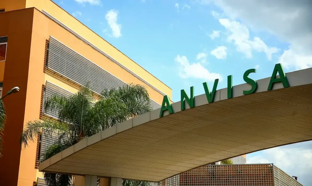 Anvisa manda recolher sardinha contaminada por Salmonella 6 Entrada da Anvisa após alerta de fabricante sobre sardinha com risco de Salmonella.