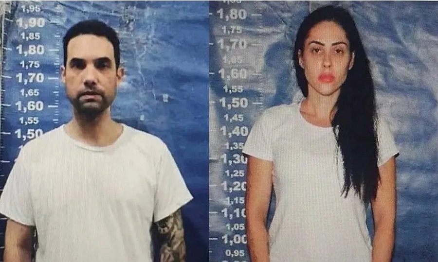 Caso Henry Borel: advogada celebra veredito do júri para mãe do menino 6 Dr. Jairinho e Monique Medeiros, réus no caso Henry Borel, em fotos de fichamento com régua de altura ao fundo